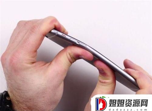 怎么防止苹果手机弯 如何防止iPhone6弯曲